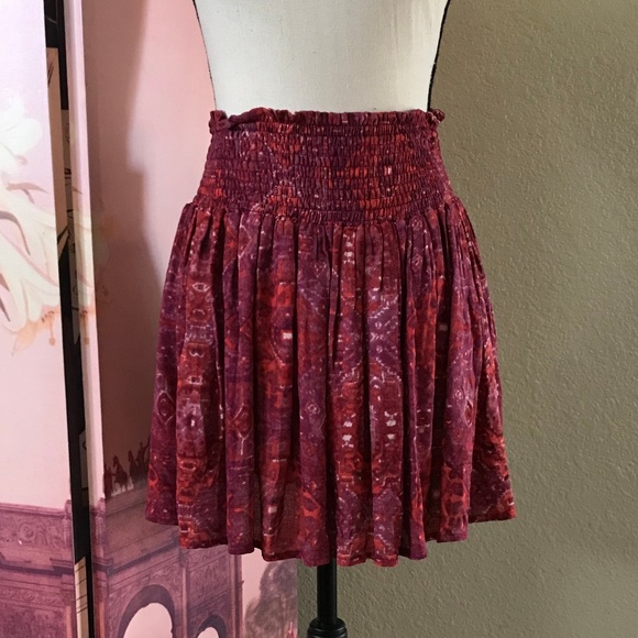 Ecote Dresses & Skirts - Ecote Pink Print Skirt